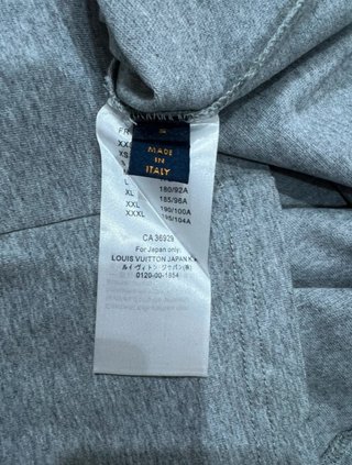 Camiseta Louis Vuitton Gris