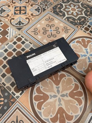 Mando Philips DM 390