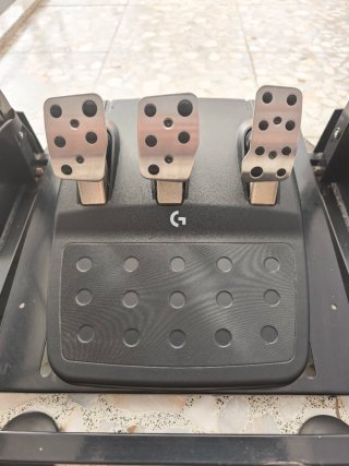 Logitech G923 Volante y Pedales Soporte Unicview