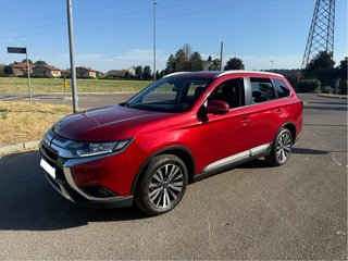 Mitsubishi Outlander 2019 x mudanza internacional