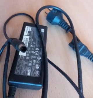 Cargador HP para portátil