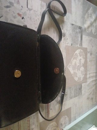 Bolso de ceremonia negro