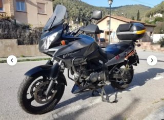 Suzuki V-Strom 650 DL Adventure en color gris