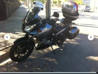 Suzuki V-Strom 650 DL Adventure en color gris