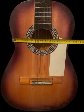 Guitarra Acústica Marrón
