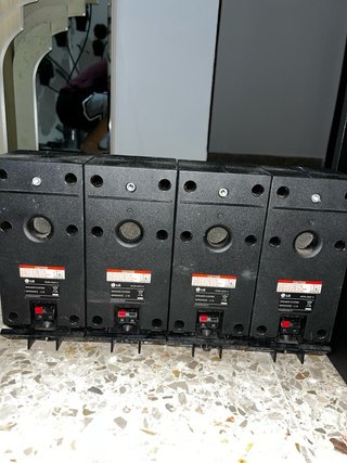 Sistema de altavoces LG negro