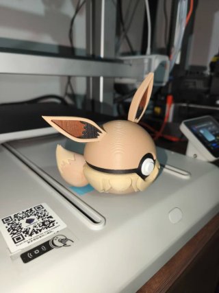 Pokeball Eevee Artigianale da Collezione - Stampa