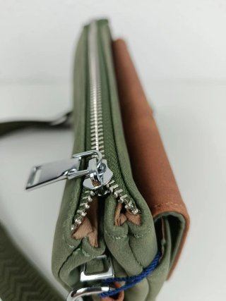 Bandolera Unisex Verde Multibolsillo