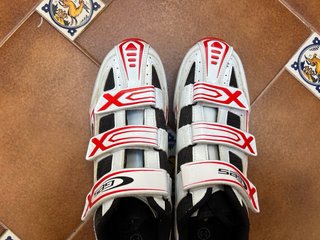 Zapatillas GES Dakota MTB Blancas y Rojas talla 44