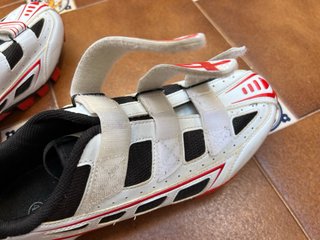 Zapatillas GES Dakota MTB Blancas y Rojas talla 44