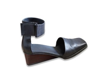 COS scarpe sabot con cinturino alla caviglia