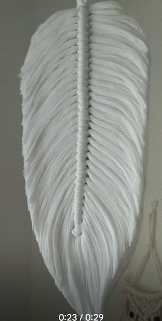Pluma Macramé Hecha a Mano