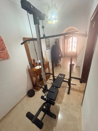 Gimnasio completo + pesas y barras casi nuevo