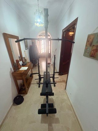 Gimnasio completo + pesas y barras casi nuevo
