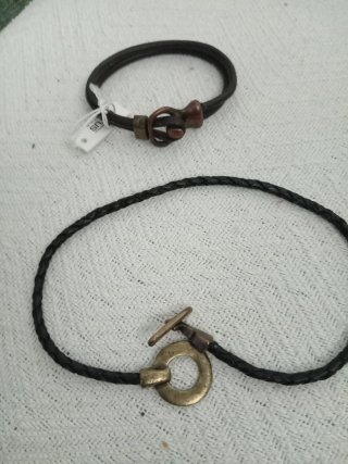 Pulsera Lotus Cuero Marrón y Dorado