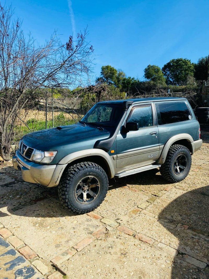 Nissan Patrol 2000 - foto 1