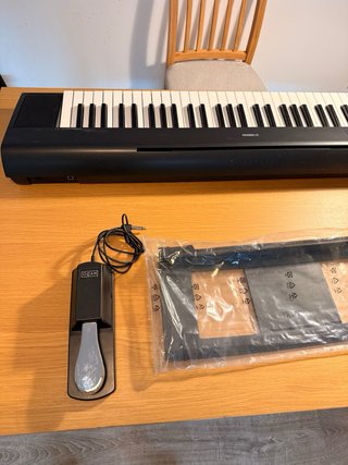 Yamaha Piaggero NP-12 Teclado Digital