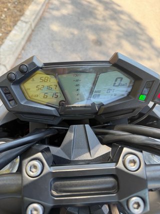 Kawasaki Z800E ABS Blanca y Negra