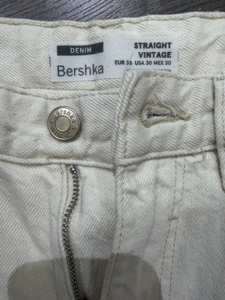 Pantalón vaquero Bershka beige recto