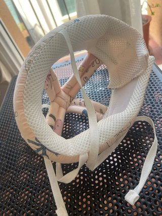 Casco protector anticaídas bebé