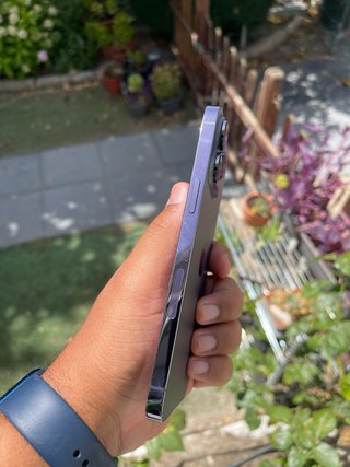 iPhone 14 Pro Max 128GB Morado - Batería 94%