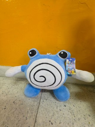 Lote 3 peluches: Pikachu, Squirtle y Poliwag