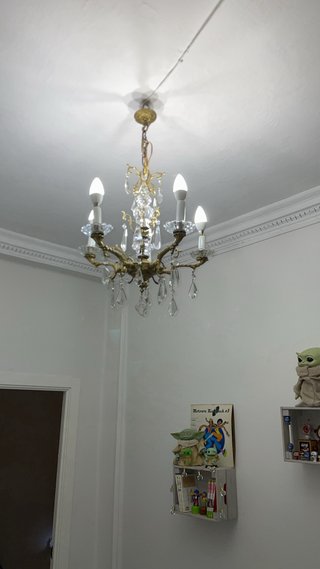 Lampadario in cristallo e ottone