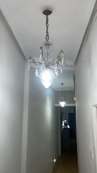 Lampadario in cristallo e ottone
