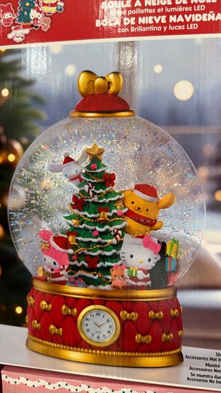 Bola de Nieve Navideña Sanrio LED