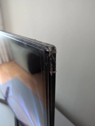 Smart TV Samsung Negra con Franja Oscura