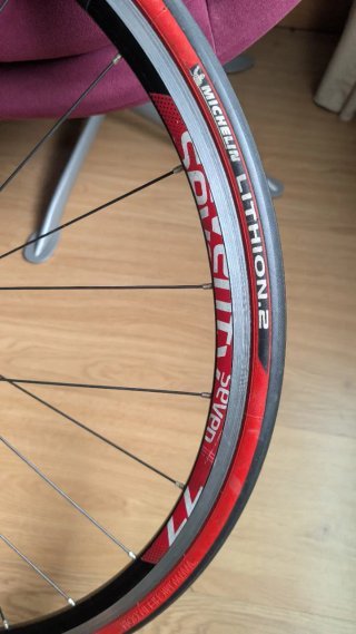 Rueda rodillo+Cassette Shimano 9v 11-32 a estrenar