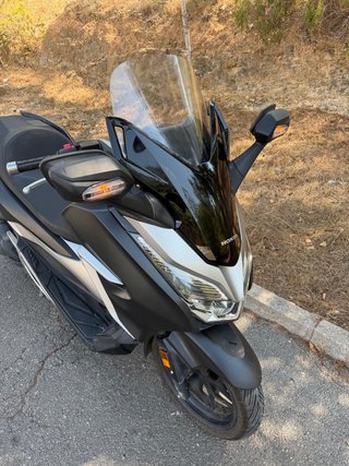 Honda Forza 300 Maxi Scooter Negra/Plata