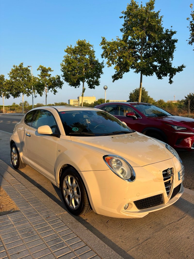 Alfa Romeo MiTO 2011 - foto 1
