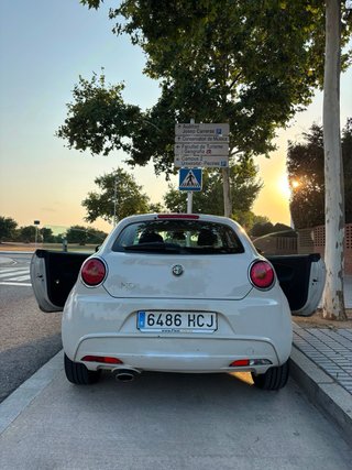 Alfa Romeo MiTO 2011