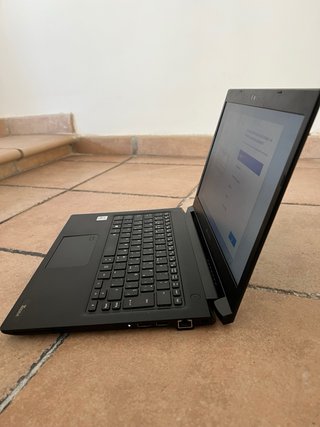 Portátil Dynabook TECRA A30-G Negro