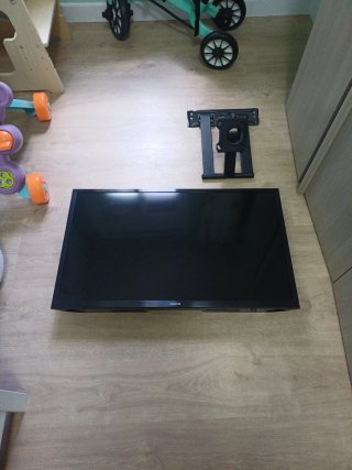 Televisor Samsung 32 + Soporte VESA