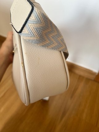 Bolso blanco con 2 bandoleras