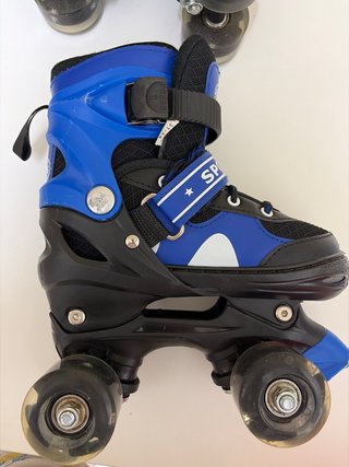 Patines Ceestyle 4 Ruedas. Talla 27-32 ajustable.