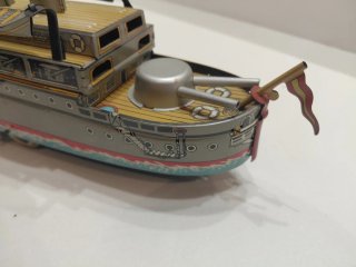 Barco de hojalata