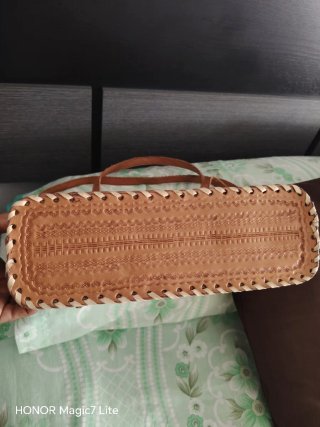 Bolso de piel auténtica pintado a mano