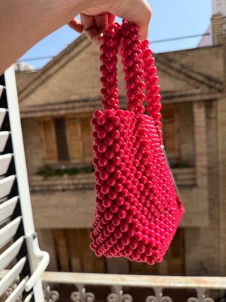 Bolso Zara de perlas rojo