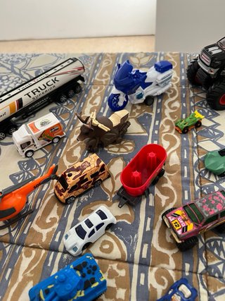 Lote coches y vehículos de plástico