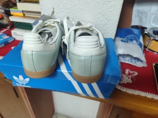 Zapatillas Adidas Samba Turquesa y Blanco