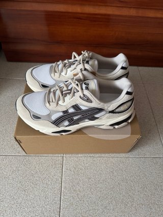 Asics NYC 2.0 Beige/Blanco