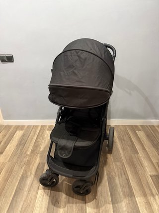 Carro de bebé plegable negro kinderkraft