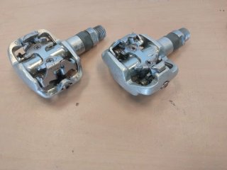 PEDALES AUTOMÁTICOS MTB