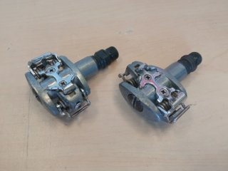 PEDALES AUTOMÁTICOS MTB