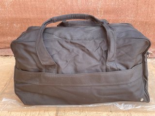 Bolso de viaje negro Mercedes Benz