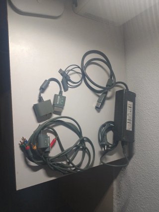 Xbox 360 + Mando + Juegos