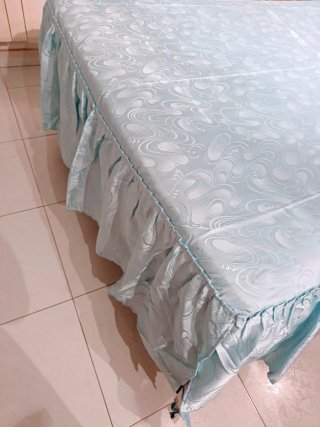 Colcha Reig Marti Azul Nueva. Cama 135cm